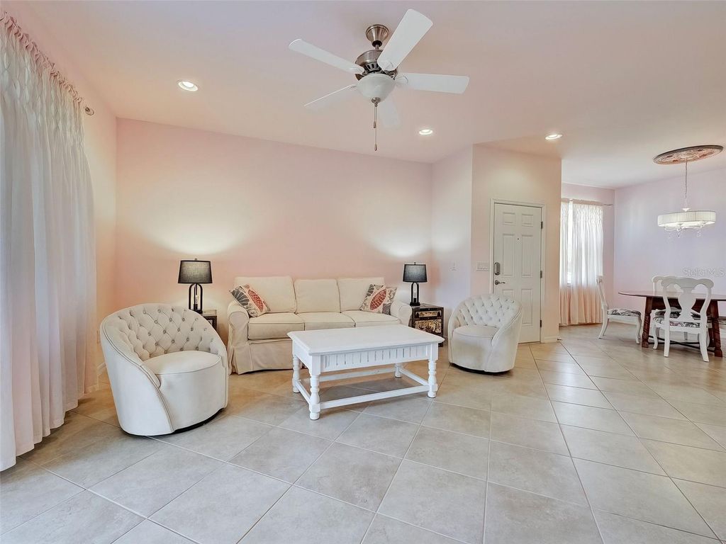 Image 2 of property listing at 4344 LENOX BOULEVARD, Venice, FL 34293