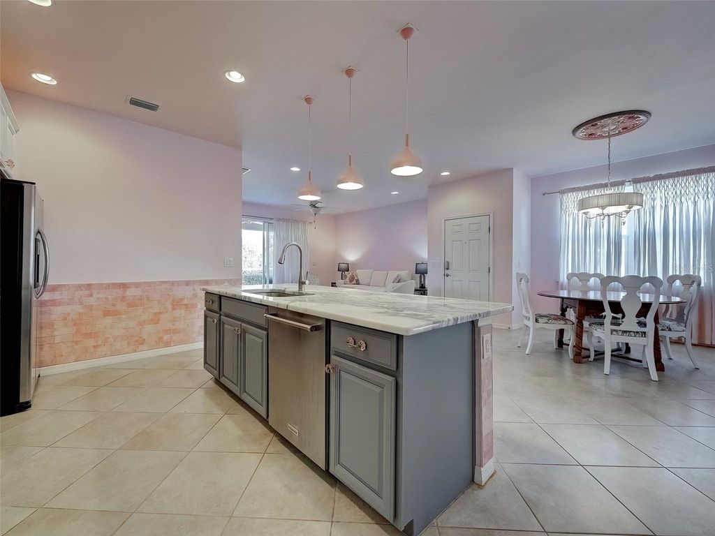 Image 12 of property listing at 4344 LENOX BOULEVARD, Venice, FL 34293