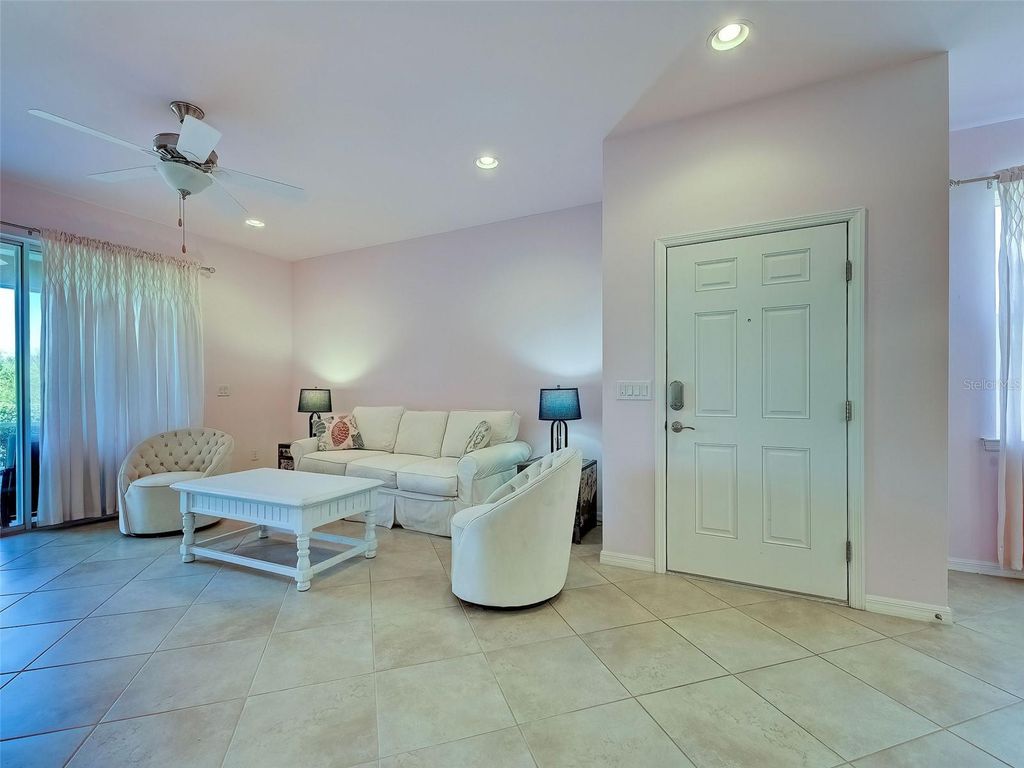 Image 6 of property listing at 4344 LENOX BOULEVARD, Venice, FL 34293