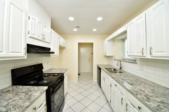 4419 W Madison Place, Broken Arrow, OK 74012