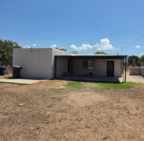 2903 Madison Street NE, Albuquerque, NM 87110