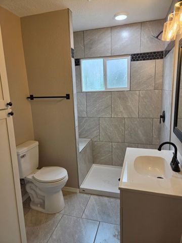 2903 Madison Street NE, Albuquerque, NM 87110