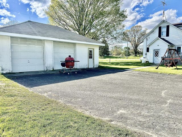 29985 Maystead Road, Burr Oak Twp, MI 49030