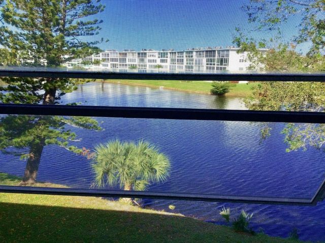 3024 Cambridge B 3024, Deerfield Beach, FL 33442