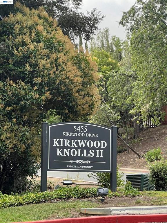 Image 1 of property listing at 5455 Kirkwood Dr C8, Concord, CA 94521