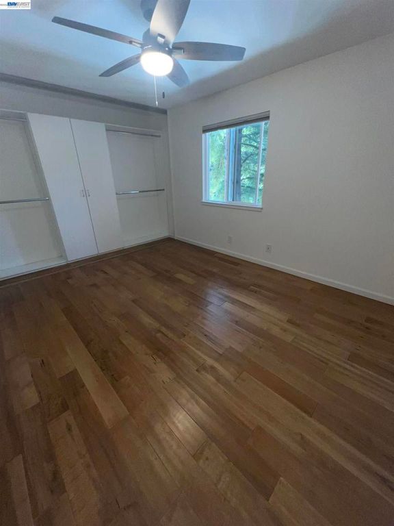 Image 16 of property listing at 5455 Kirkwood Dr C8, Concord, CA 94521