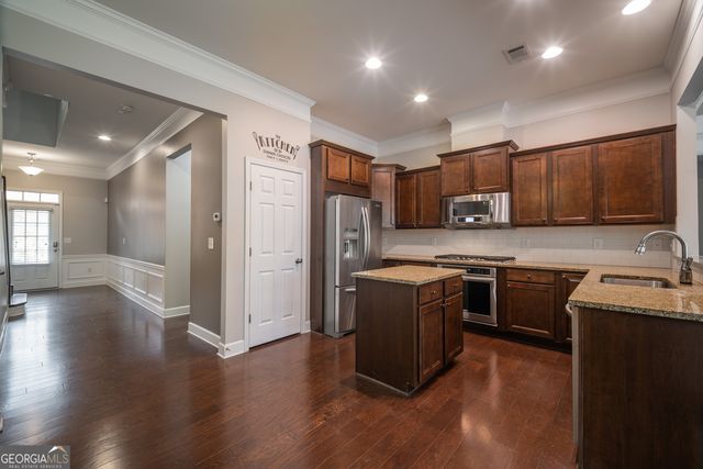 2483 Norwood Drive SE, Smyrna, GA 30080