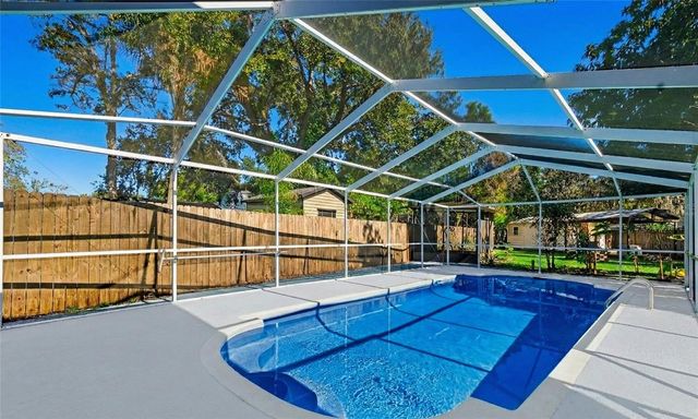 1402 PROVINCETOWN CIRCLE, Lutz, FL 33549