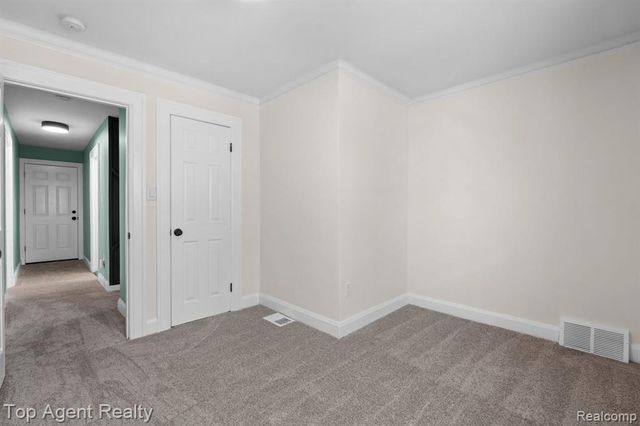 16204 Roselawn Street, Detroit, MI 48221