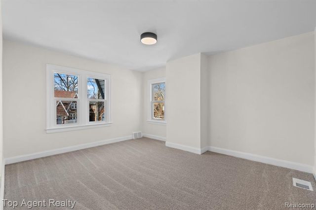 16204 Roselawn Street, Detroit, MI 48221