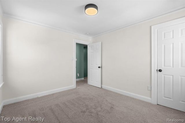 16204 Roselawn Street, Detroit, MI 48221