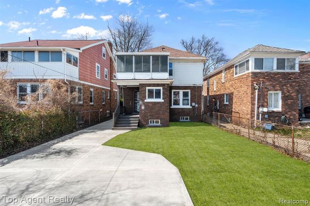 16204 Roselawn Street, Detroit, MI 48221