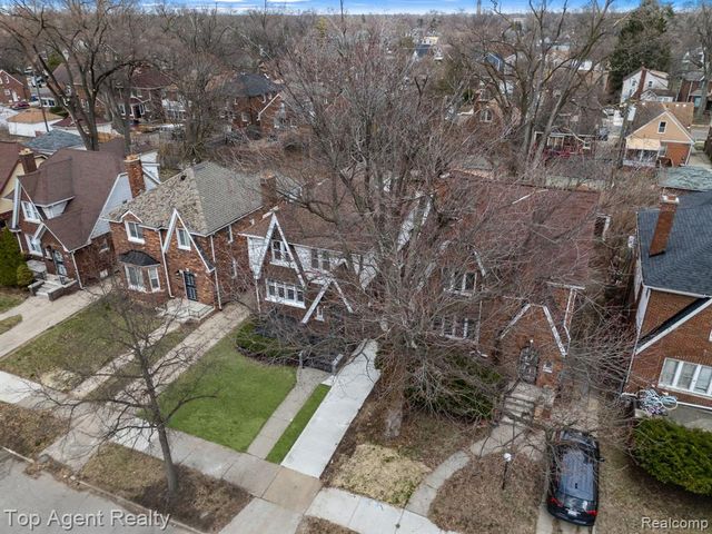 16204 Roselawn Street, Detroit, MI 48221