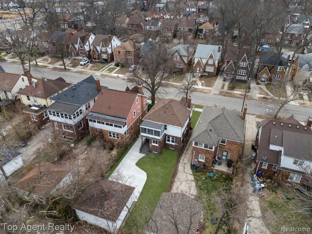 16204 Roselawn Street, Detroit, MI 48221