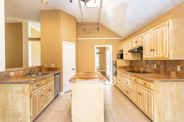 520 Cellars Court, Rockwall, TX 75087