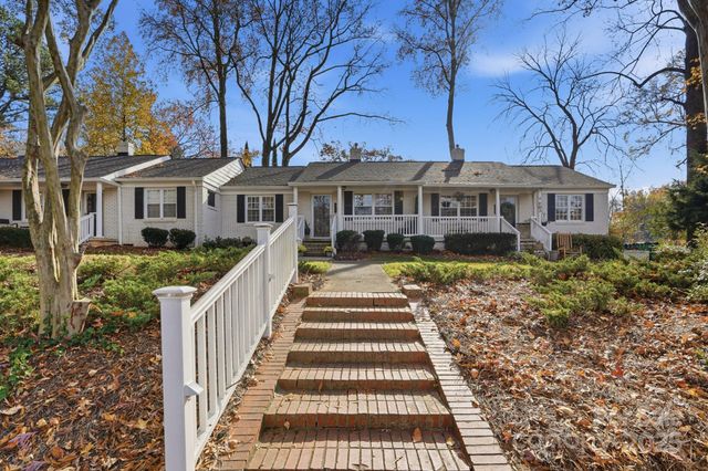 1542 Pecan Avenue, Charlotte, NC 28205