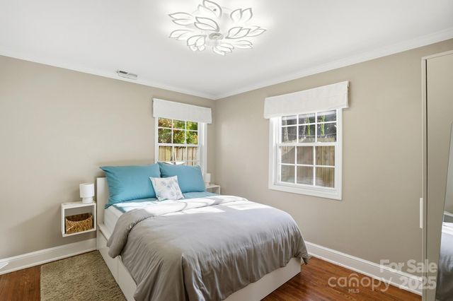 1542 Pecan Avenue, Charlotte, NC 28205