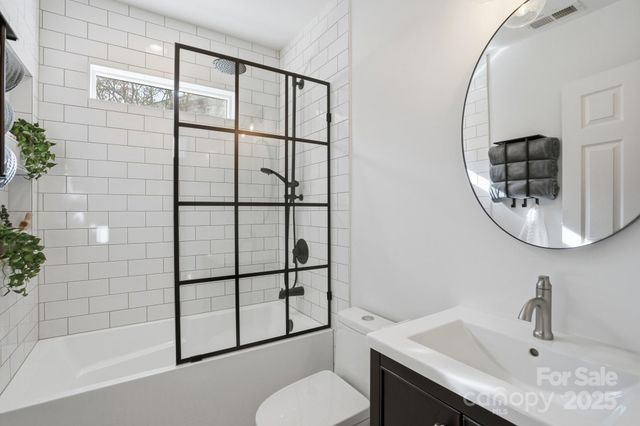 1542 Pecan Avenue, Charlotte, NC 28205