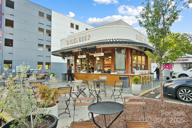 1542 Pecan Avenue, Charlotte, NC 28205