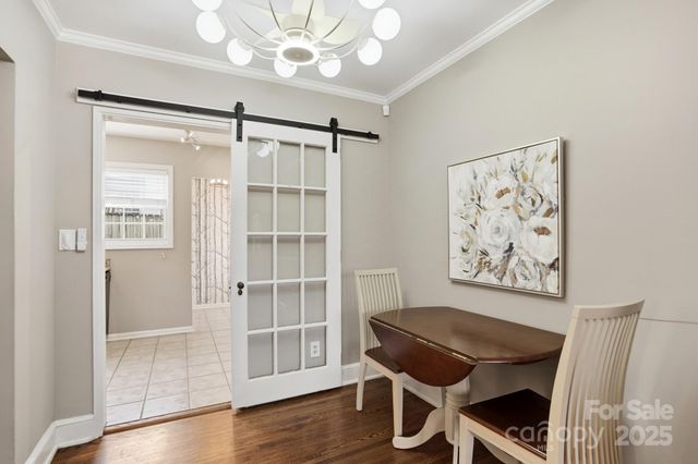 1542 Pecan Avenue, Charlotte, NC 28205