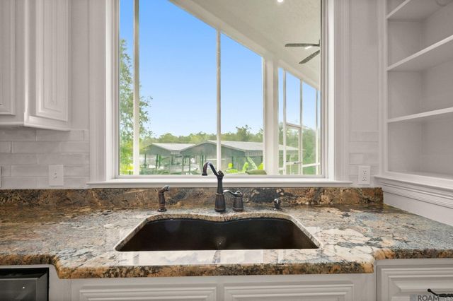 21839 Waterfront East Dr, Maurepas, LA 70449