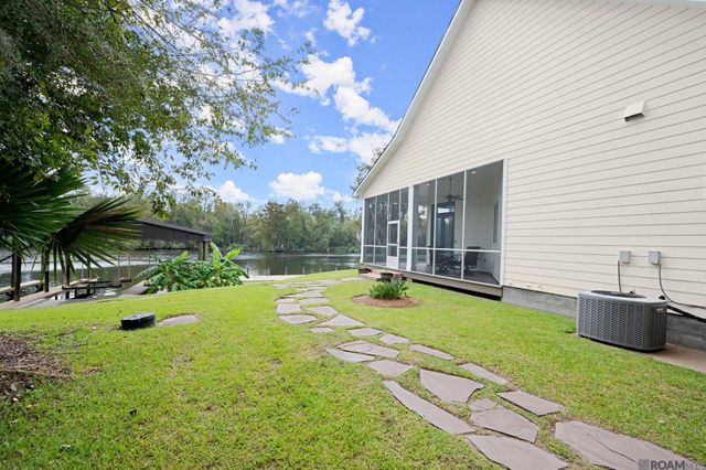 21839 Waterfront East Dr, Maurepas, LA 70449