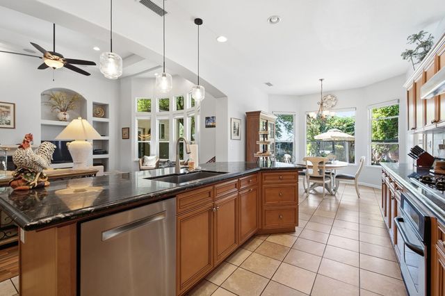 2140 Serena Avenue, Clovis, CA 93619