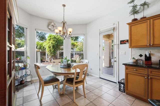 2140 Serena Avenue, Clovis, CA 93619