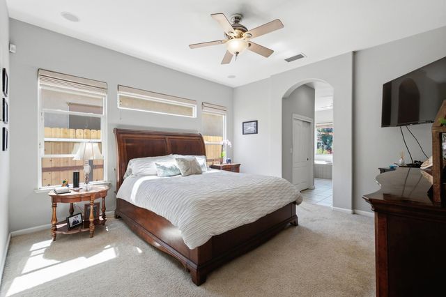 2140 Serena Avenue, Clovis, CA 93619