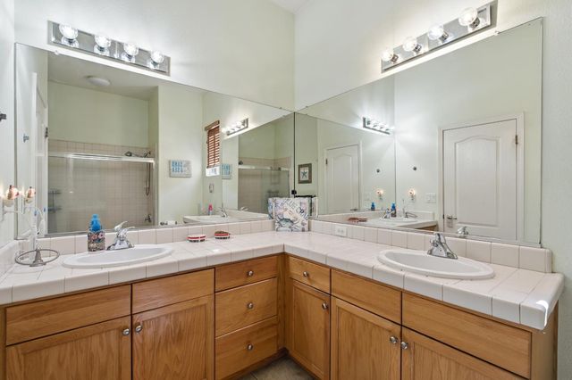2140 Serena Avenue, Clovis, CA 93619