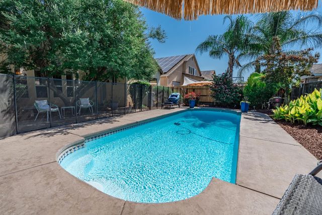2140 Serena Avenue, Clovis, CA 93619