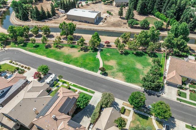 2140 Serena Avenue, Clovis, CA 93619