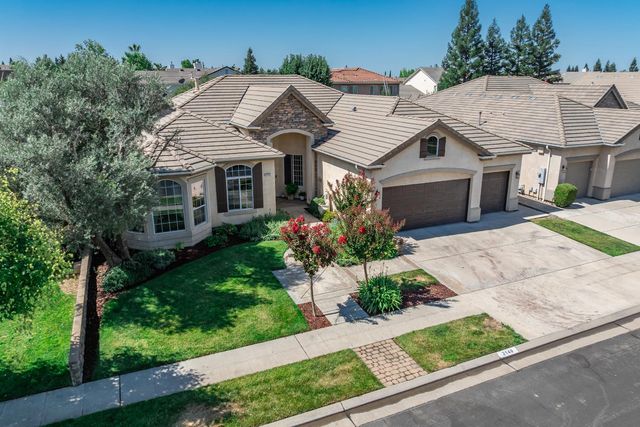 2140 Serena Avenue, Clovis, CA 93619