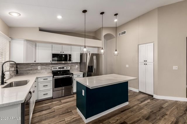 1862 W WILDHORSE Drive, Chandler, AZ 85286