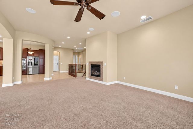 691 Lefevre Dr, Folsom, CA 95630