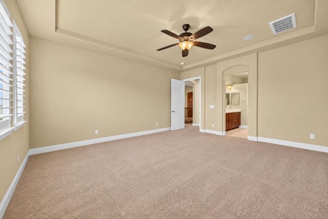 691 Lefevre Dr, Folsom, CA 95630