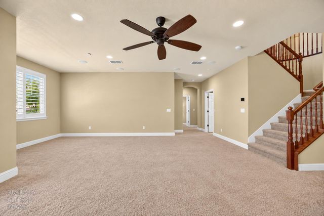 691 Lefevre Dr, Folsom, CA 95630