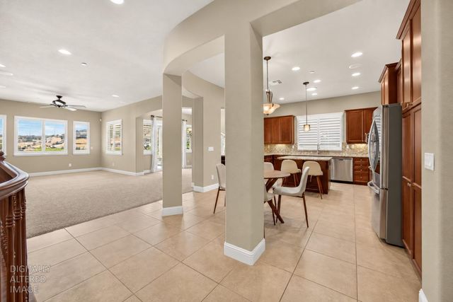 691 Lefevre Dr, Folsom, CA 95630