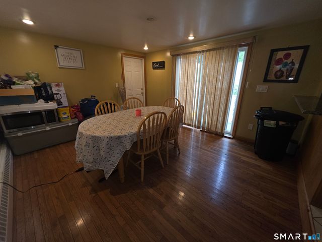 8 Matthew Road, East Hartford, CT 06108