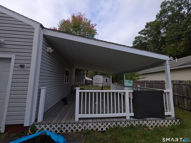 8 Matthew Road, East Hartford, CT 06108