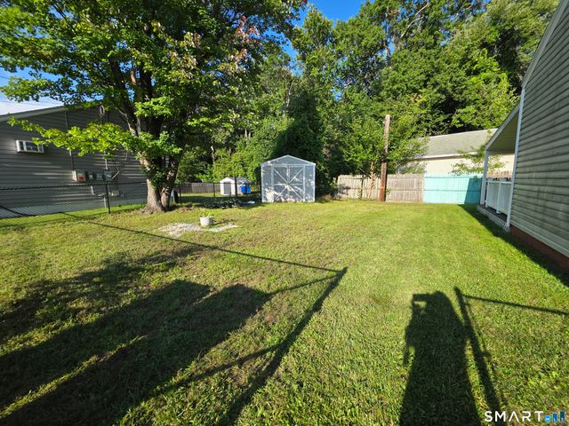 8 Matthew Road, East Hartford, CT 06108
