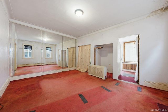 10034 198th Street, Hollis, NY 11423