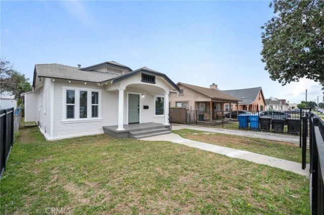 6030 Madden, Los Angeles, CA 90043
