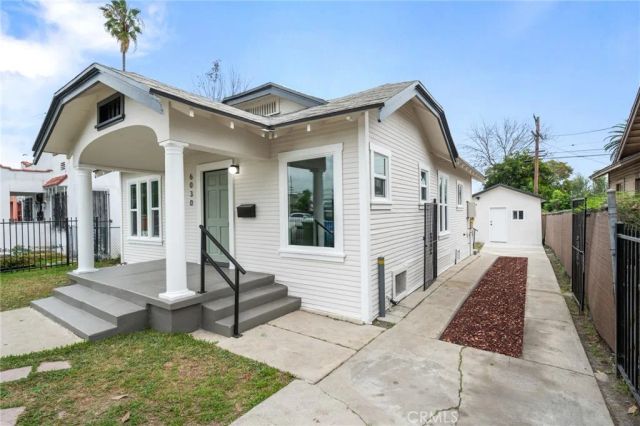6030 Madden, Los Angeles, CA 90043