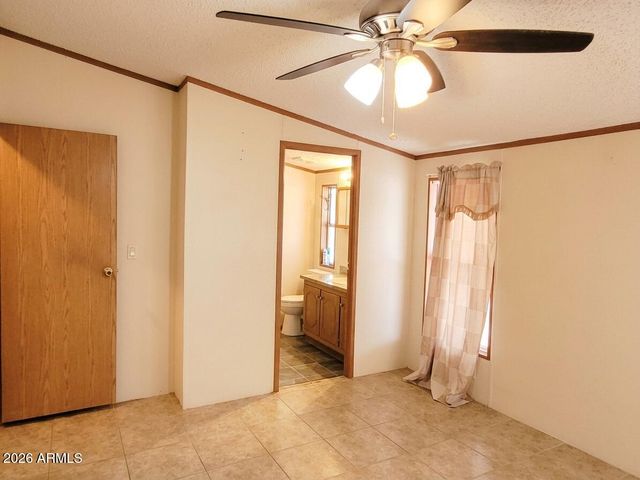 8427 W GLENDALE Avenue 183, Glendale, AZ 85305