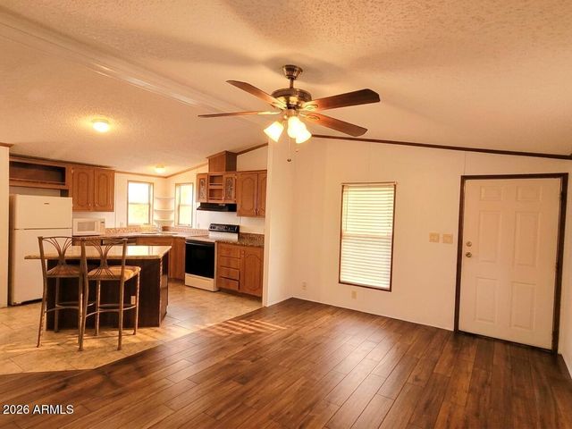 8427 W GLENDALE Avenue 183, Glendale, AZ 85305