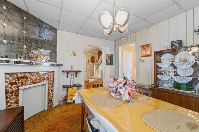 1307 Hays St, Homestead, PA 15120