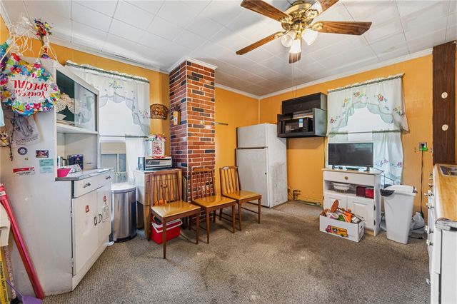 1307 Hays St, Homestead, PA 15120