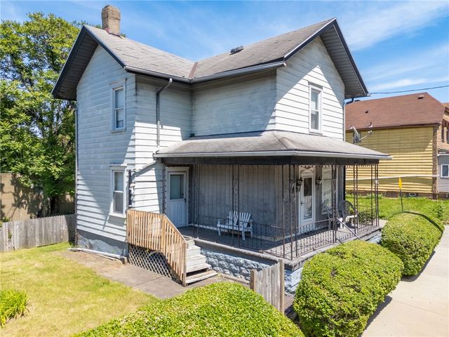 1307 Hays St, Homestead, PA 15120