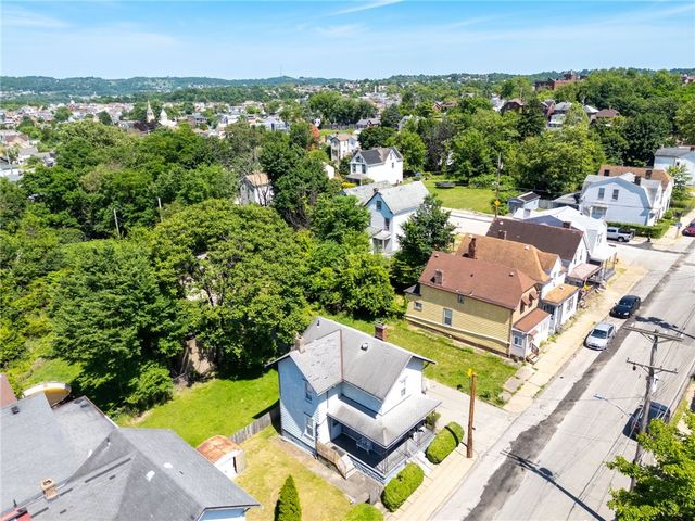 1307 Hays St, Homestead, PA 15120
